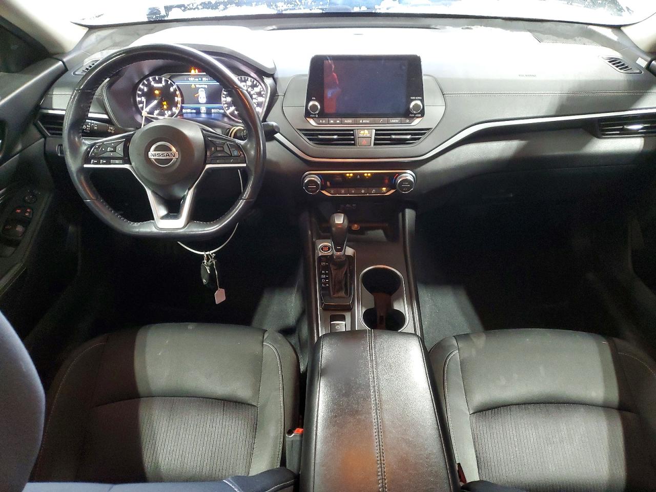 2019 NISSAN ALTIMA SV photo 8