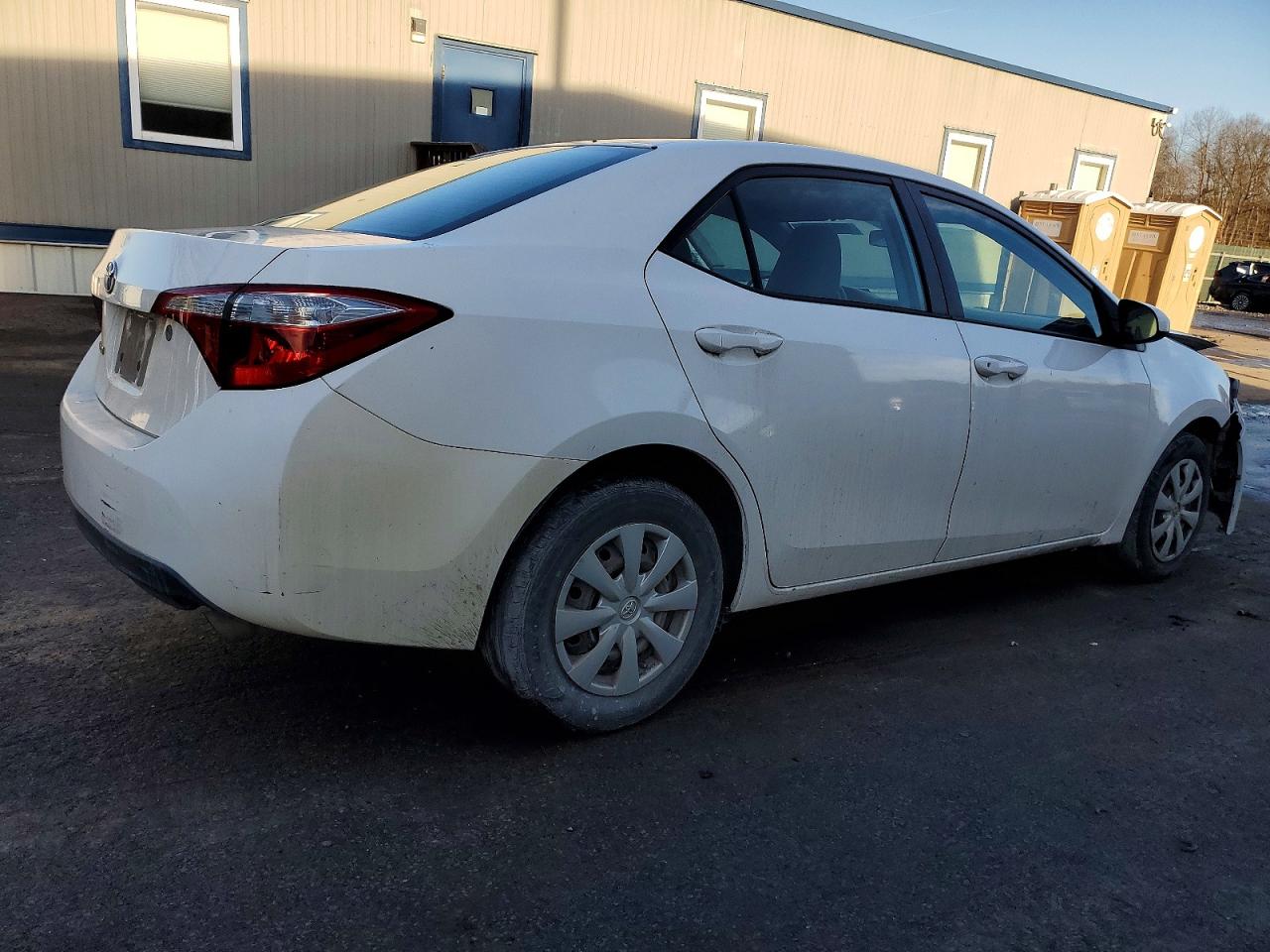 2016 TOYOTA COROLLA L photo 3