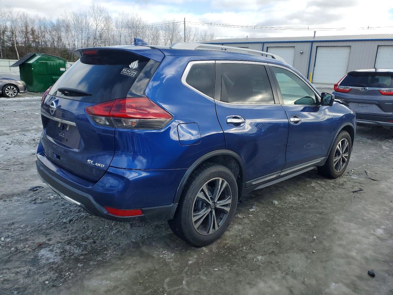 2018 NISSAN ROGUE S photo 3