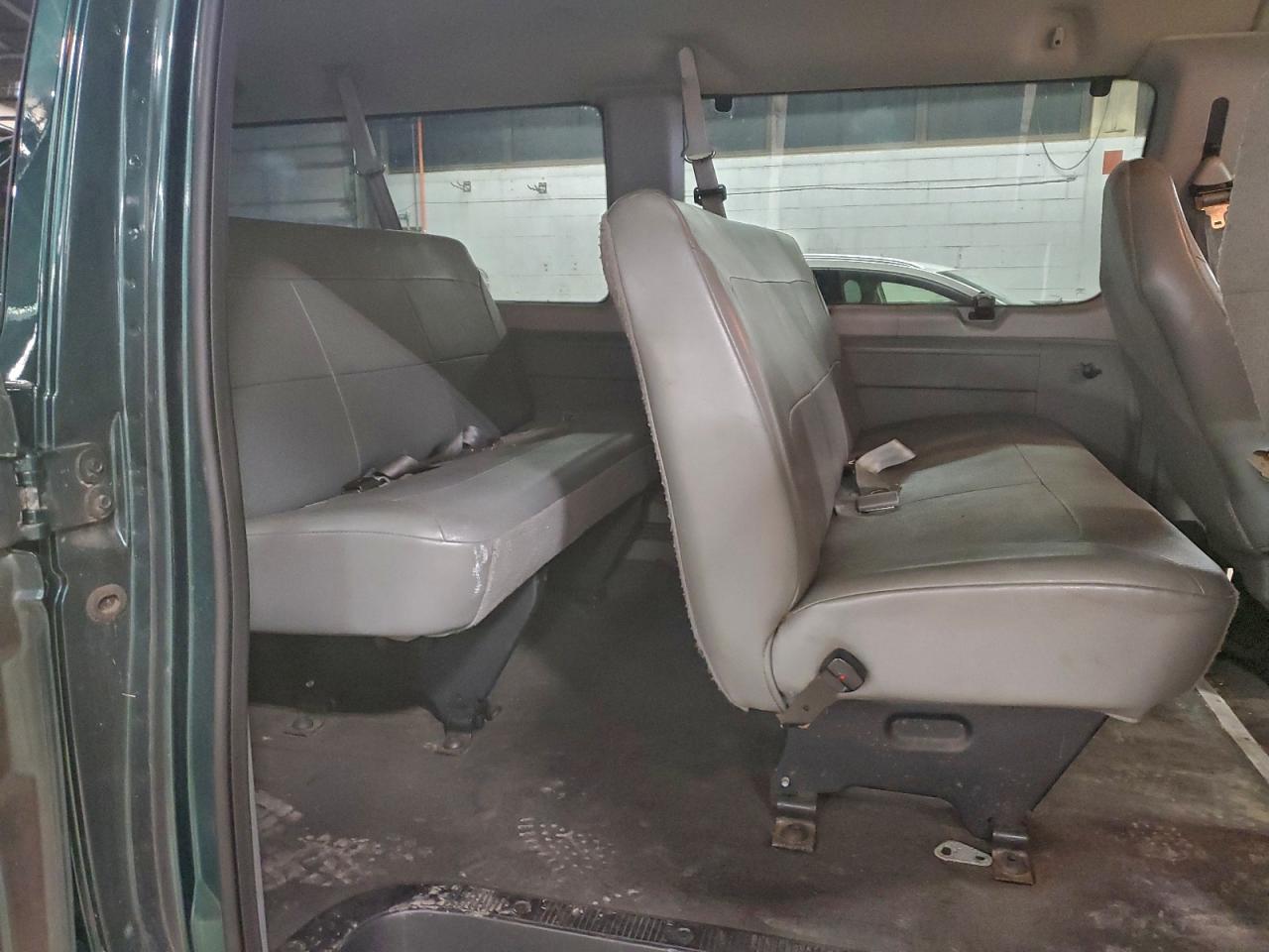 2007 FORD ECONOLINE E350 SUPER DUTY WAGON photo 11