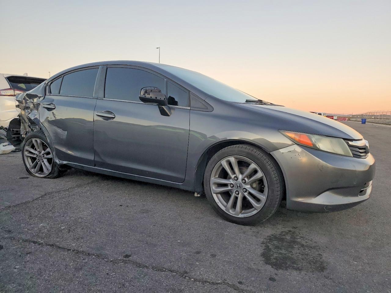2012 HONDA CIVIC LX photo 4
