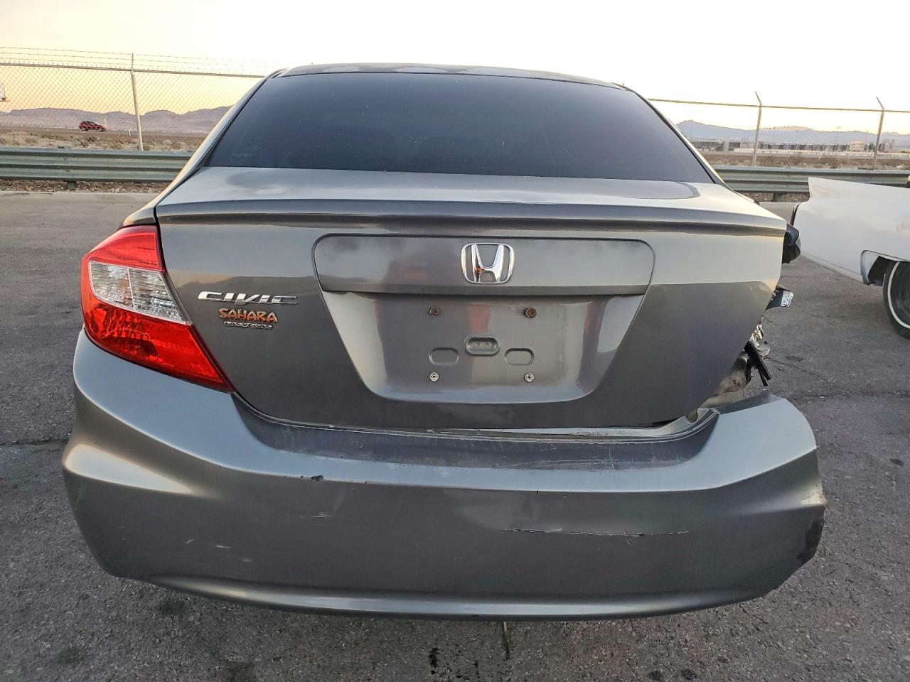 2012 HONDA CIVIC LX photo 6
