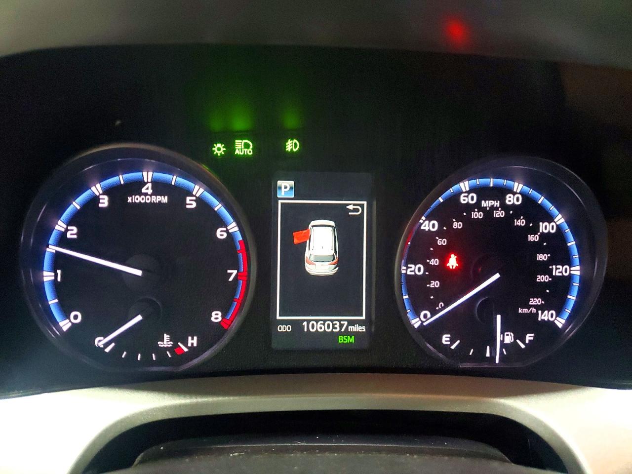2017 TOYOTA RAV4 XLE photo 9