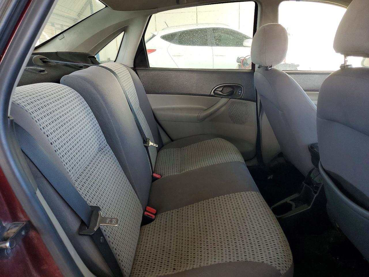 2007 FORD FOCUS photo 10