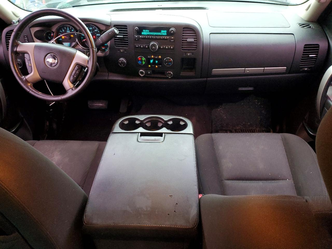 2010 CHEVROLET SILVERADO K1500 LT photo 8
