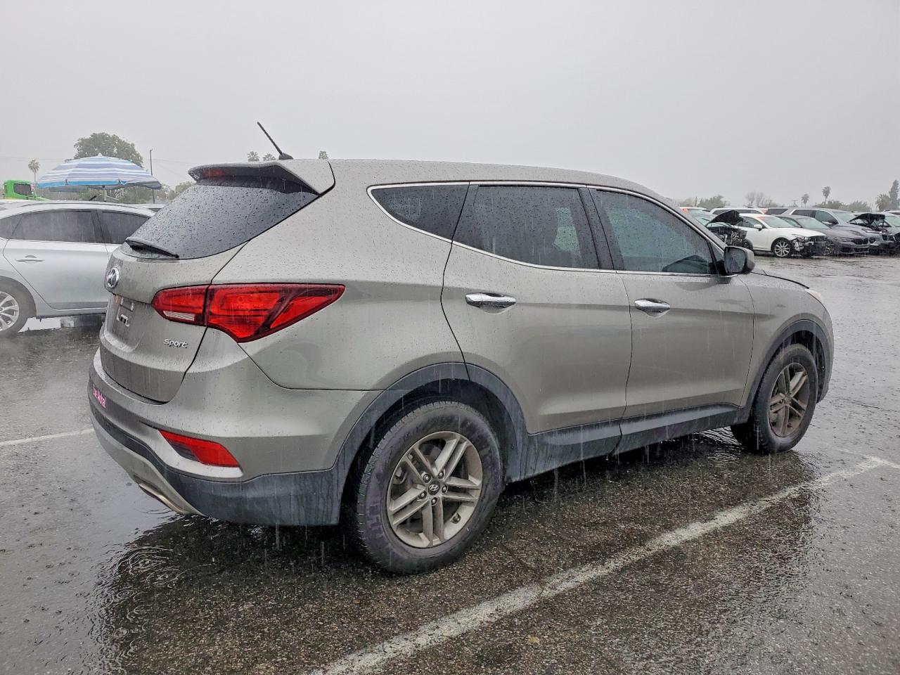 2018 HYUNDAI SANTA FE SPORT photo 3