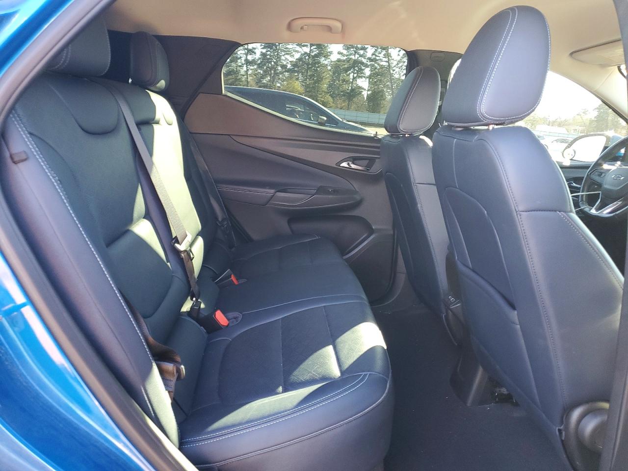 2023 CHEVROLET BOLT EUV LT photo 11