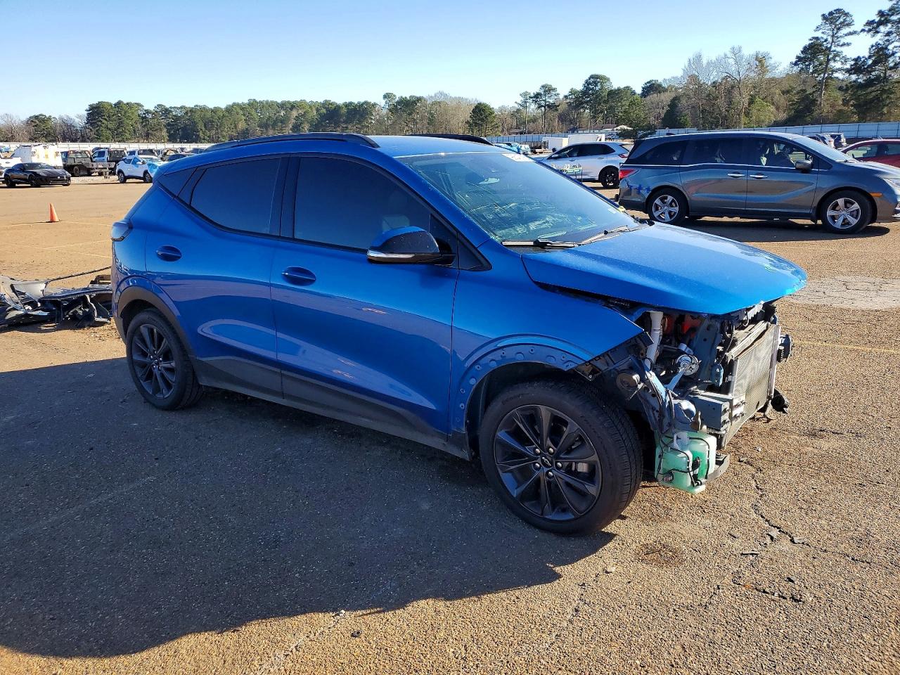 2023 CHEVROLET BOLT EUV LT photo 4