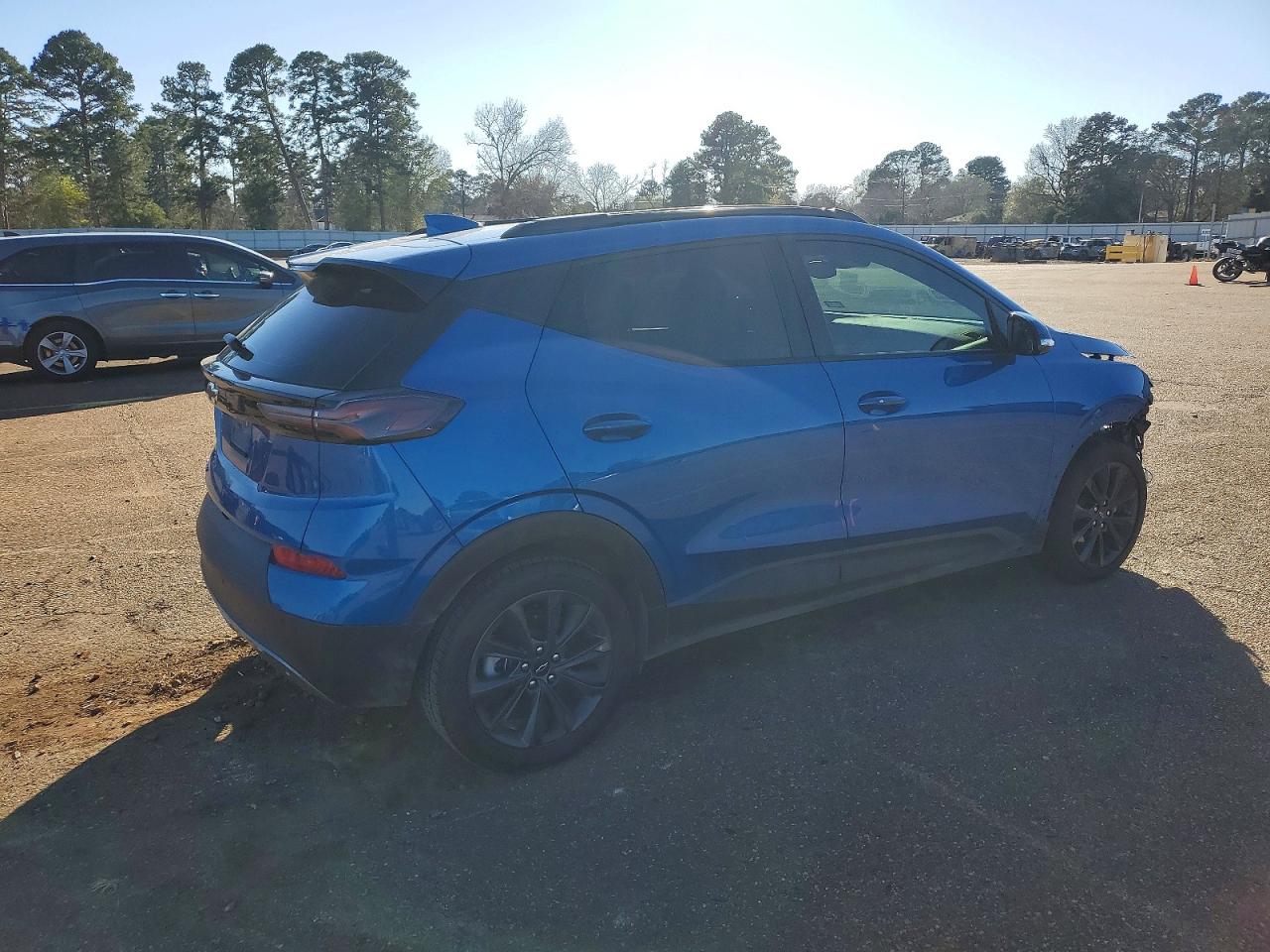 2023 CHEVROLET BOLT EUV LT photo 3