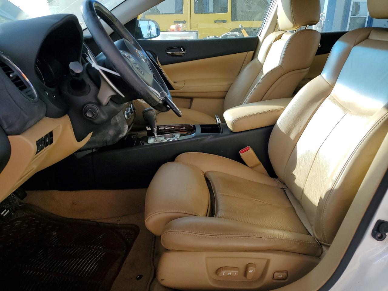 2010 NISSAN MAXIMA S photo 7