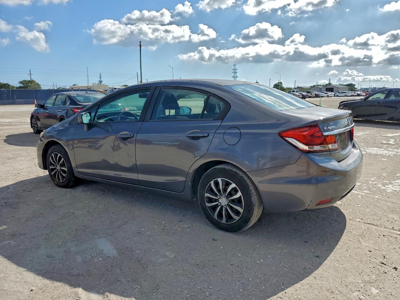 2014 HONDA CIVIC LX photo 2