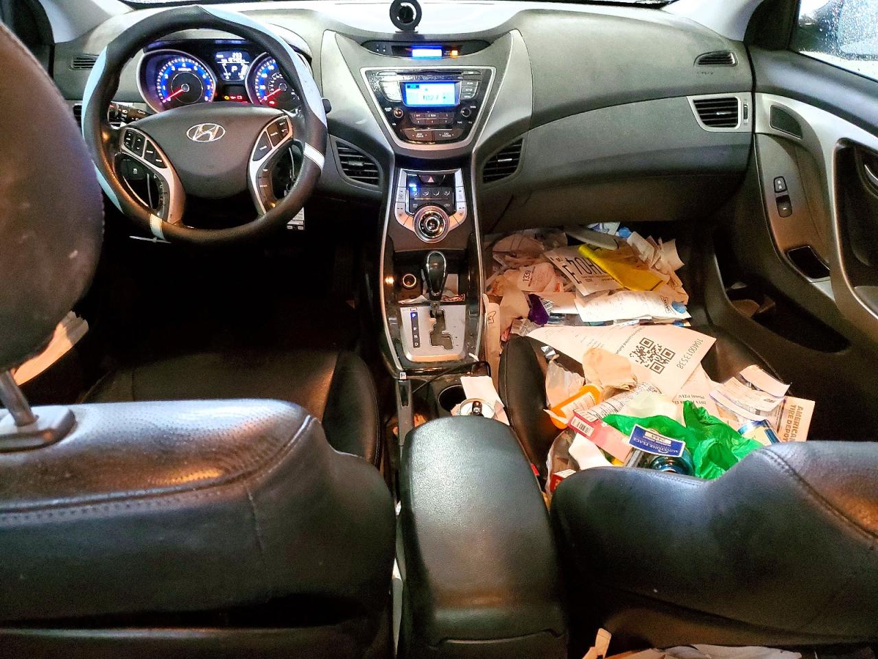 2013 HYUNDAI ELANTRA GLS photo 8