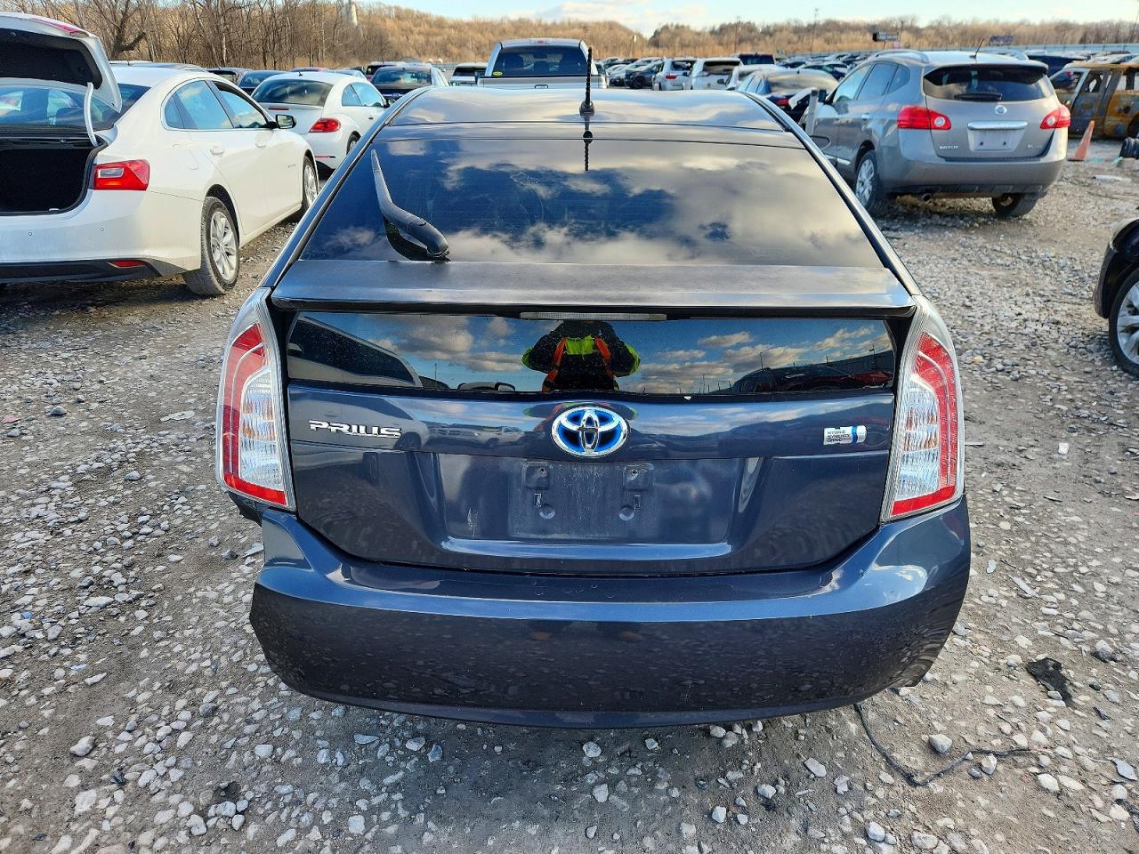 2012 TOYOTA PRIUS TWO photo 6