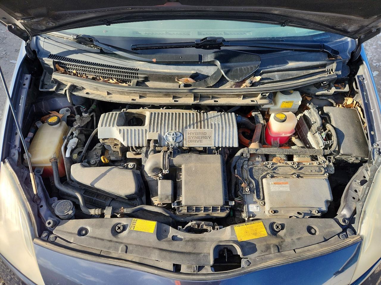 2012 TOYOTA PRIUS TWO photo 11
