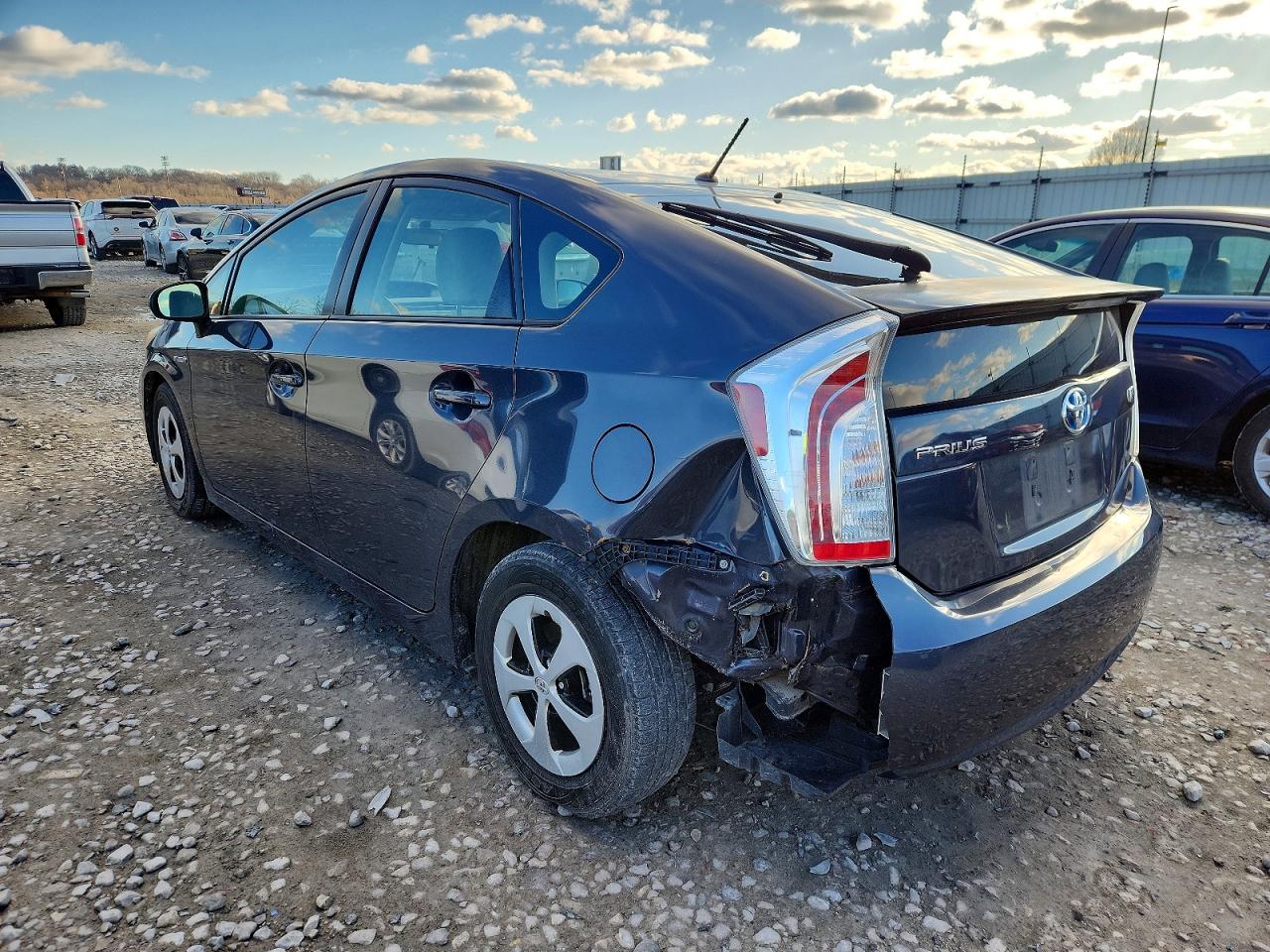 2012 TOYOTA PRIUS TWO photo 2