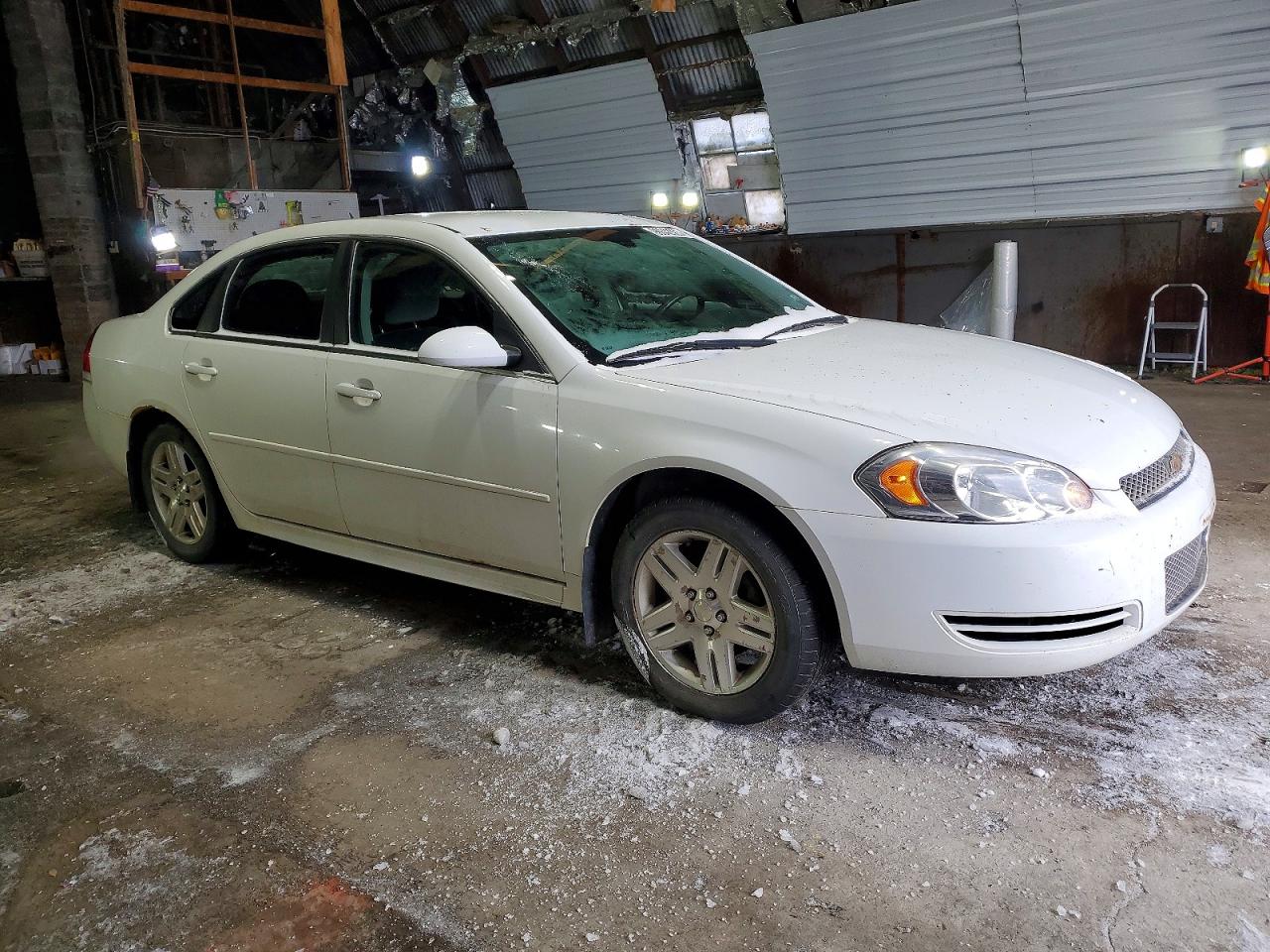 2013 CHEVROLET IMPALA LT photo 4