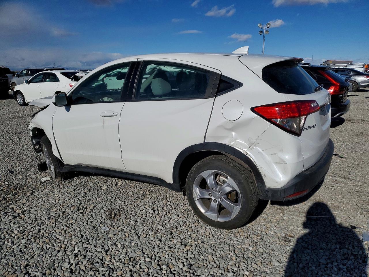 2021 HONDA HR-V LX photo 2
