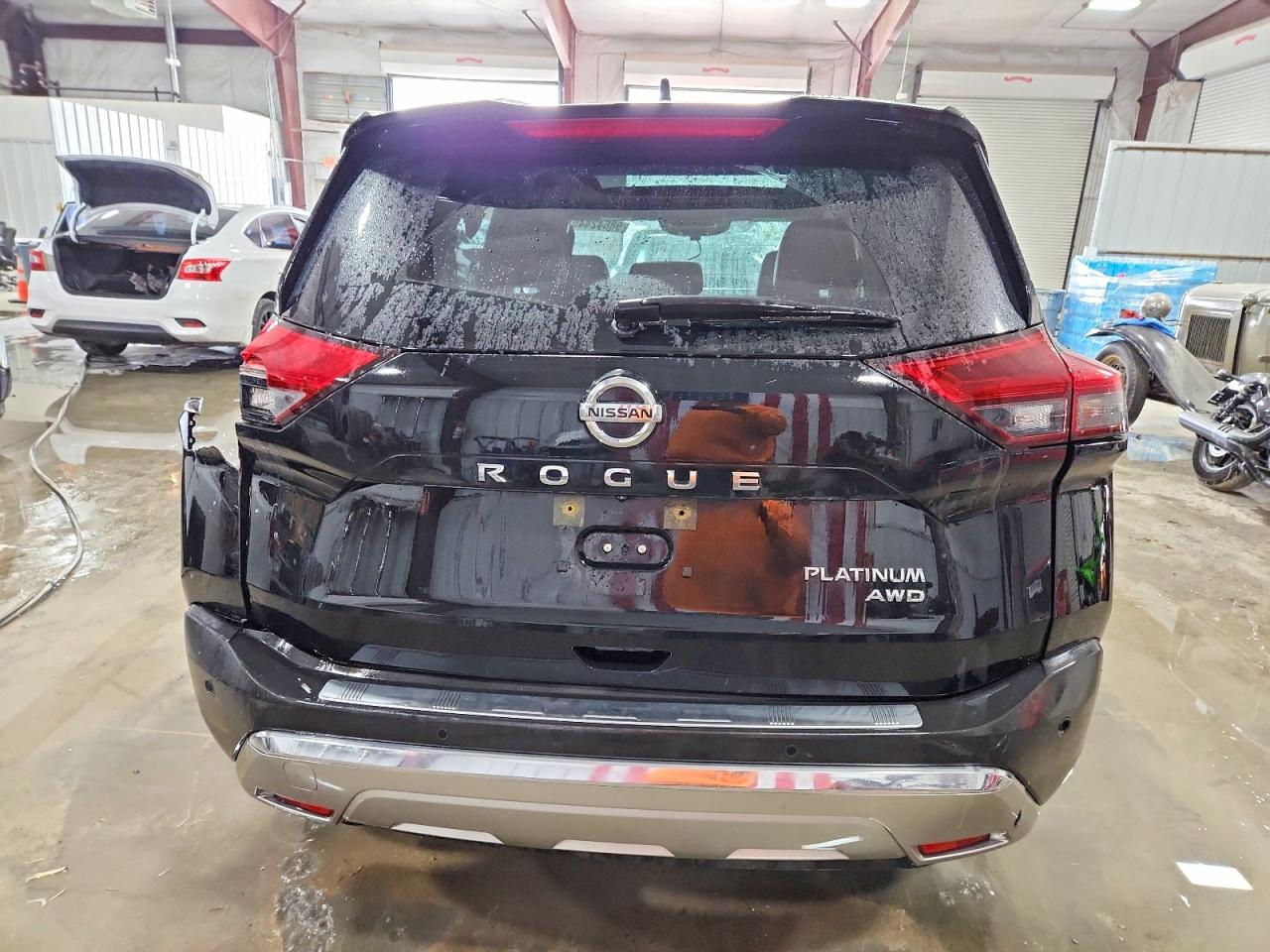 2021 NISSAN ROGUE PLATINUM photo 6