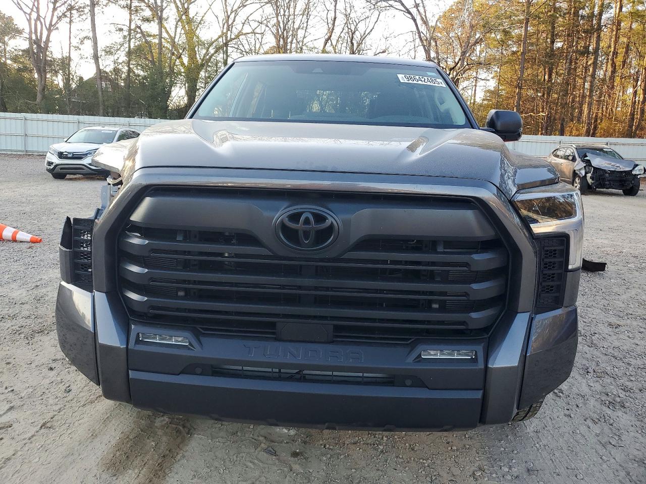 2024 TOYOTA TUNDRA CREWMAX SR photo 9