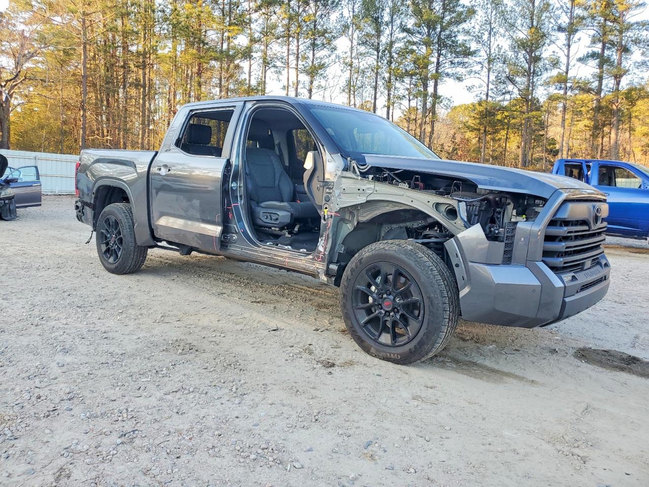 2024 TOYOTA TUNDRA CREWMAX SR photo 7