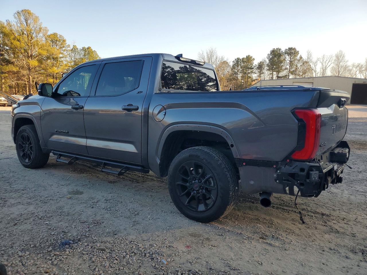 2024 TOYOTA TUNDRA CREWMAX SR photo 3