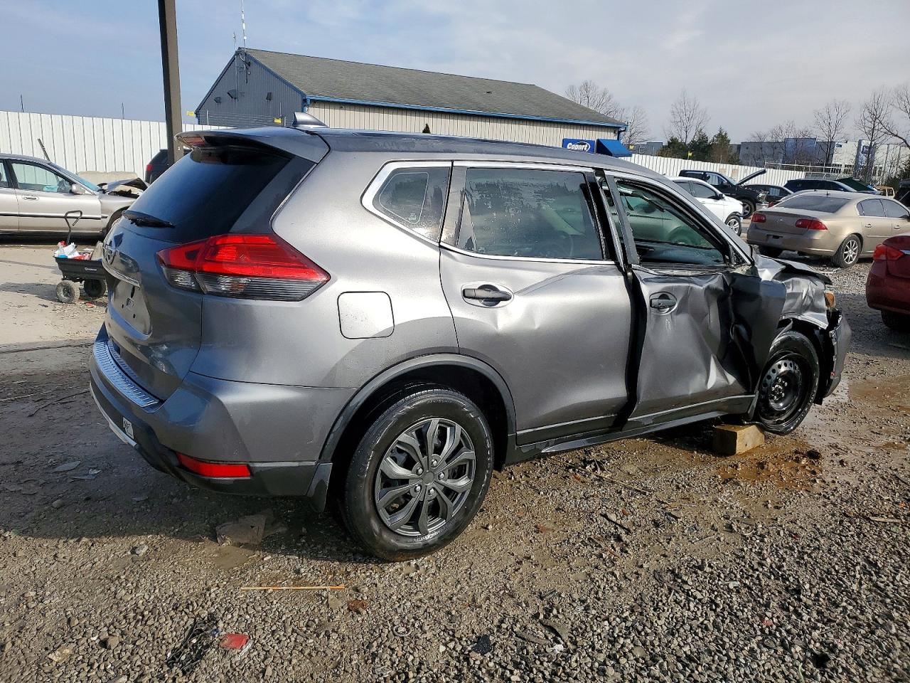 2017 NISSAN ROGUE S photo 5