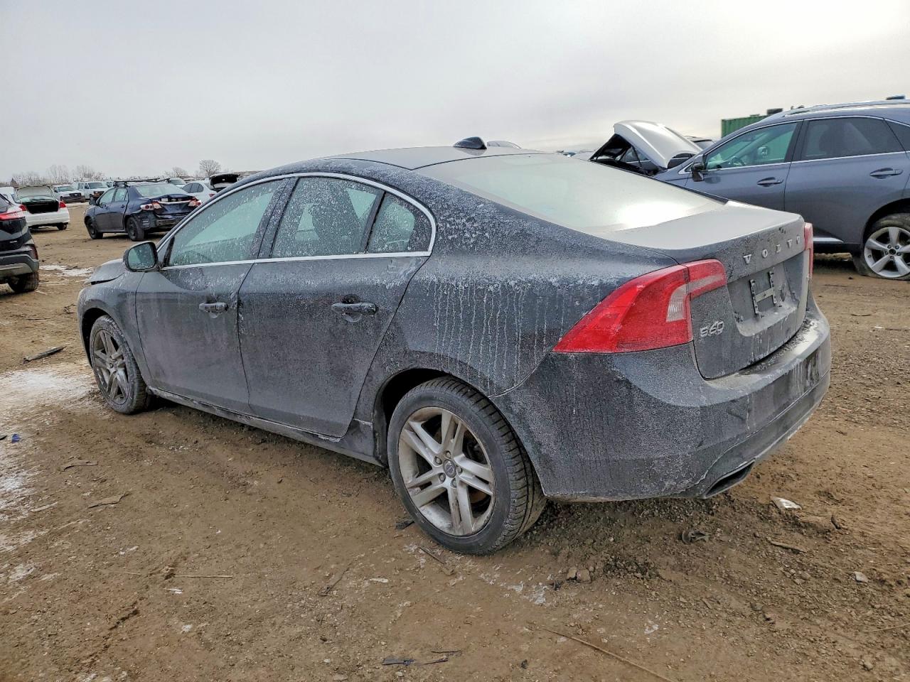 2015 VOLVO S60 PREMIER photo 2