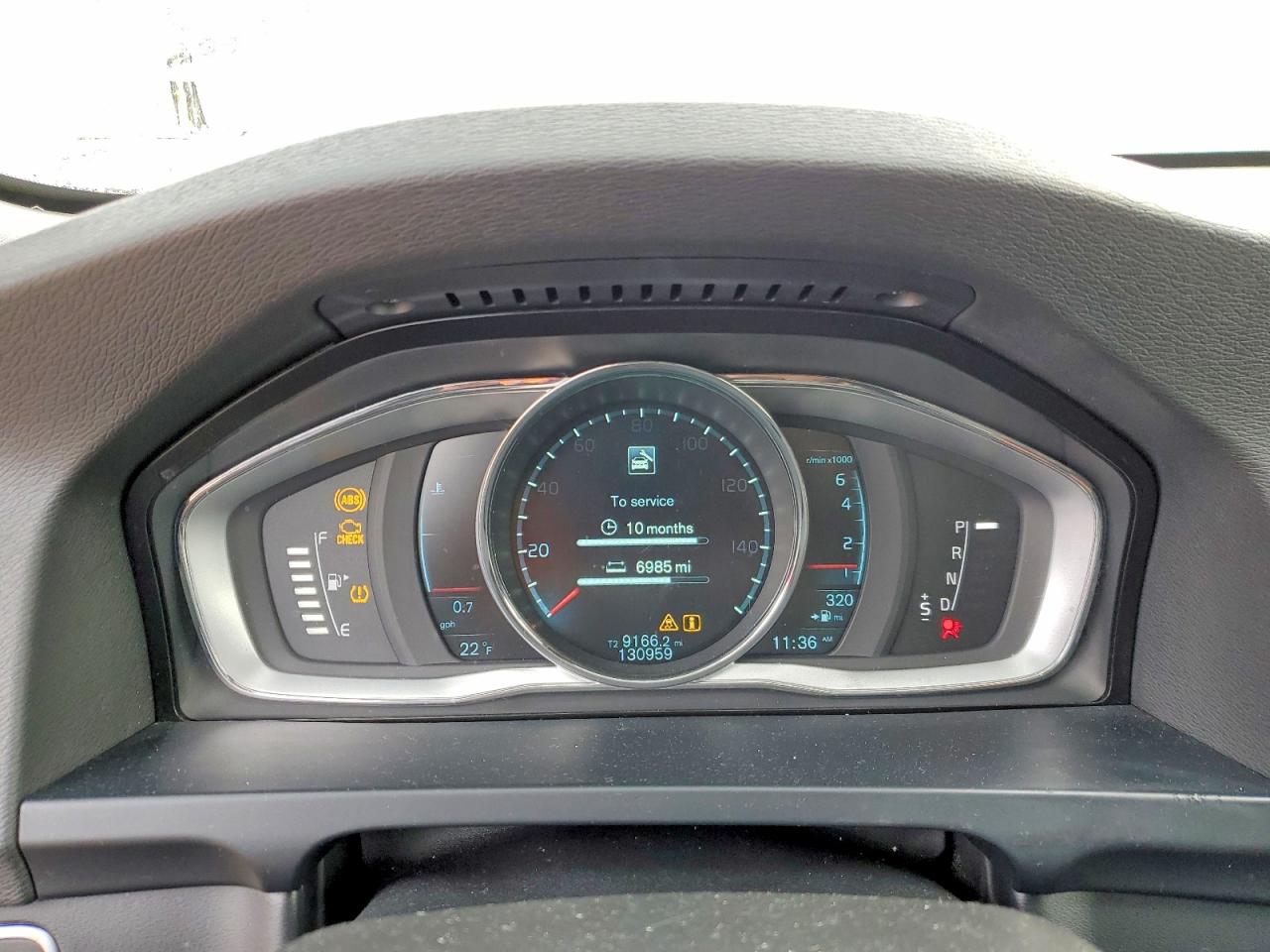 2015 VOLVO S60 PREMIER photo 9