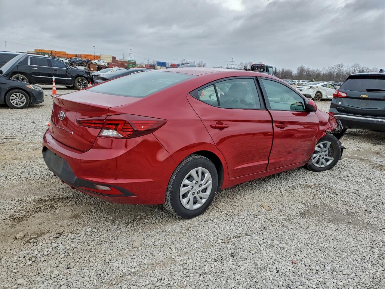 2019 HYUNDAI ELANTRA SE photo 3