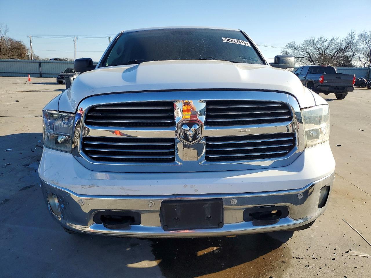 2015 RAM 1500 SLT photo 5