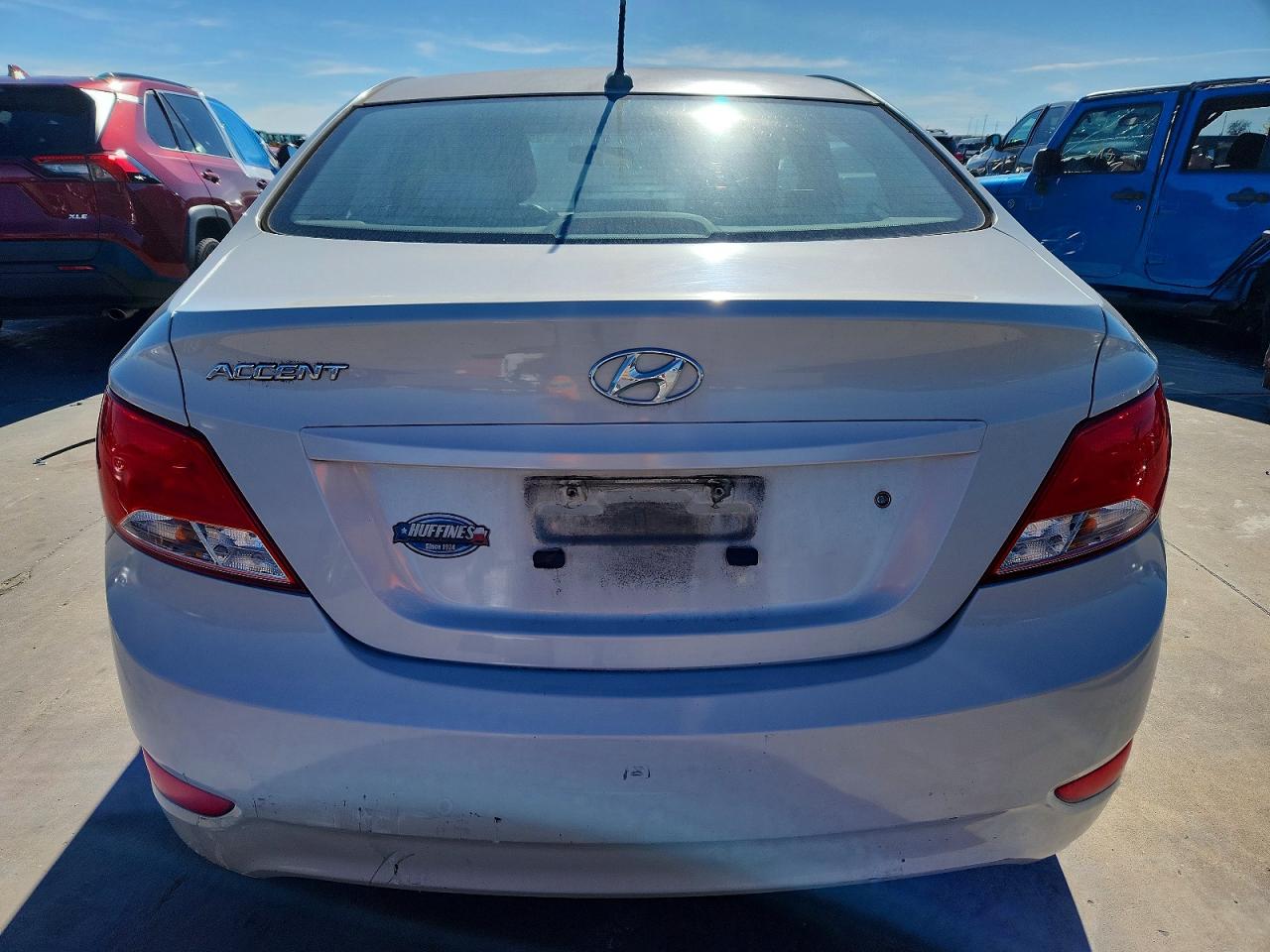 2016 HYUNDAI ACCENT SE photo 6