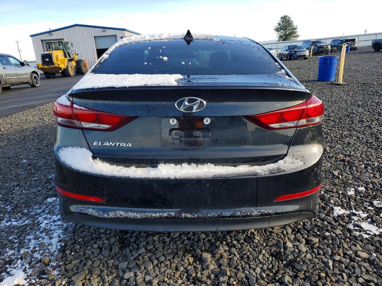 2017 HYUNDAI ELANTRA SE photo 6