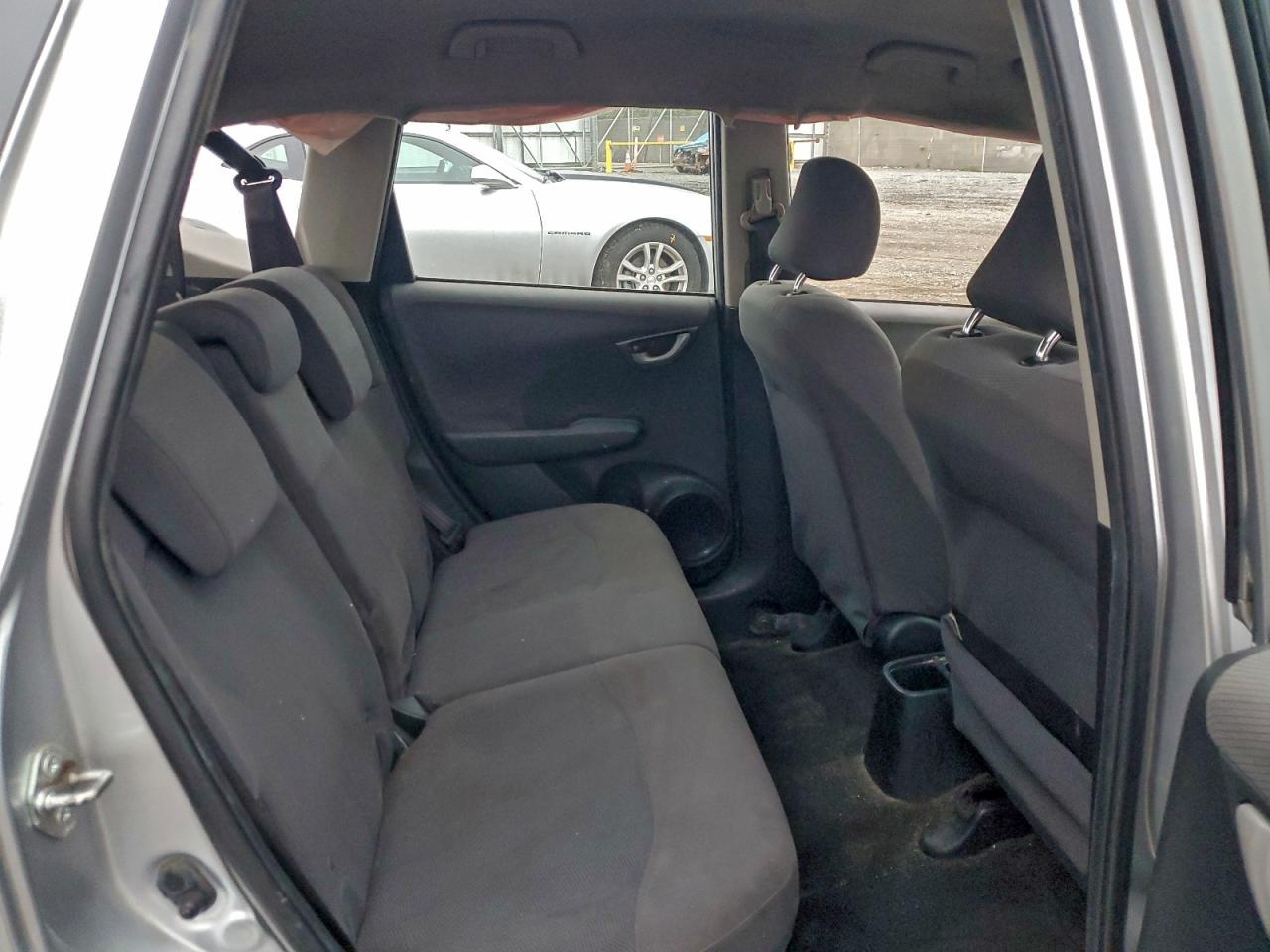 2013 HONDA FIT photo 10