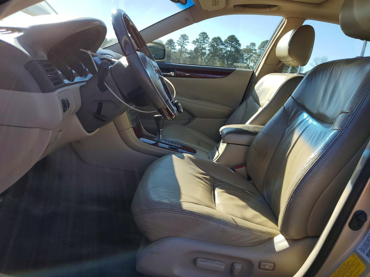 2002 LEXUS ES 300 photo 7