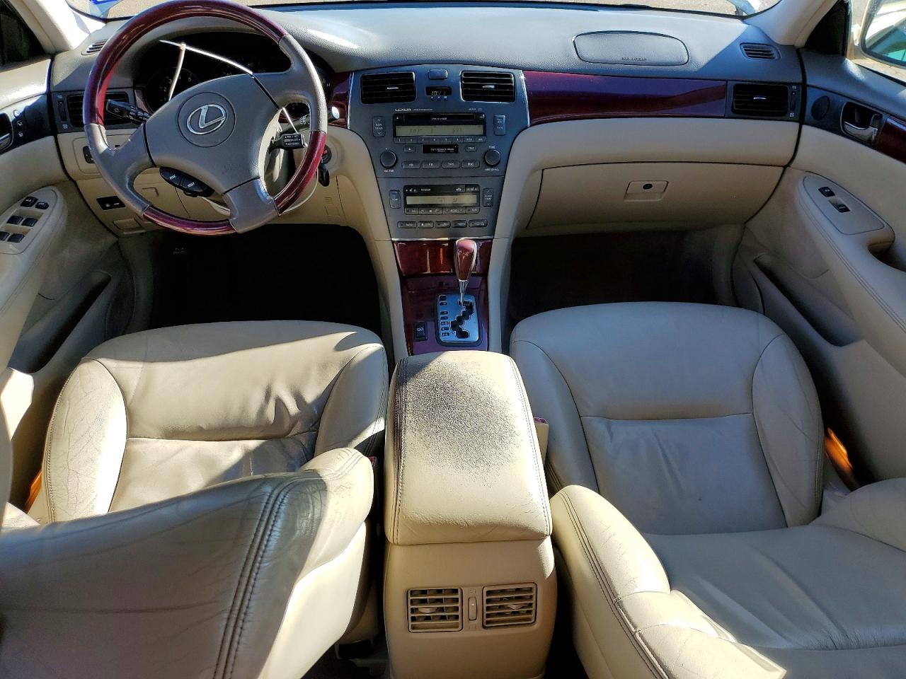 2002 LEXUS ES 300 photo 8