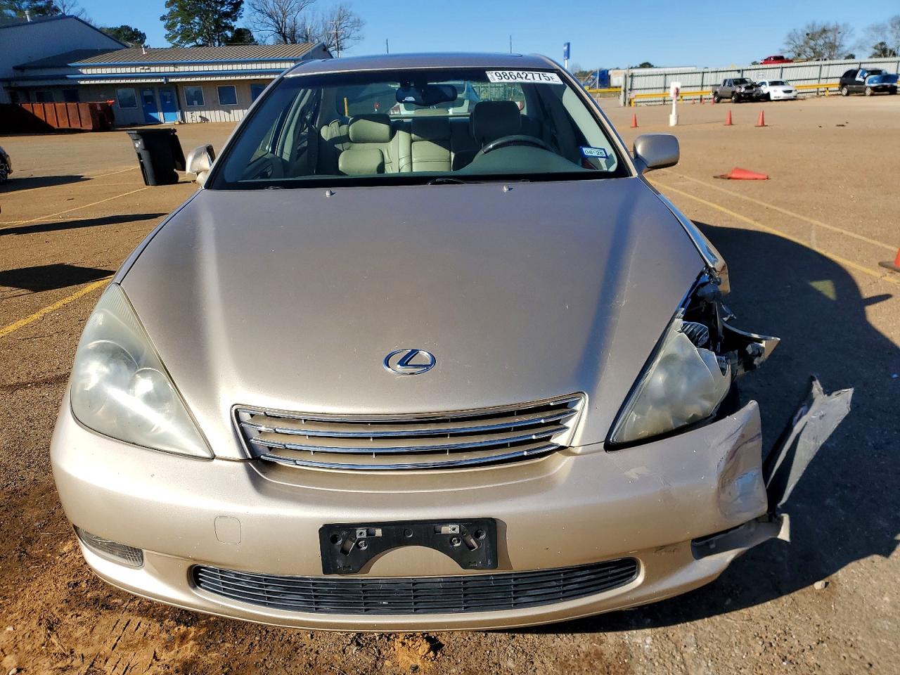 2002 LEXUS ES 300 photo 5