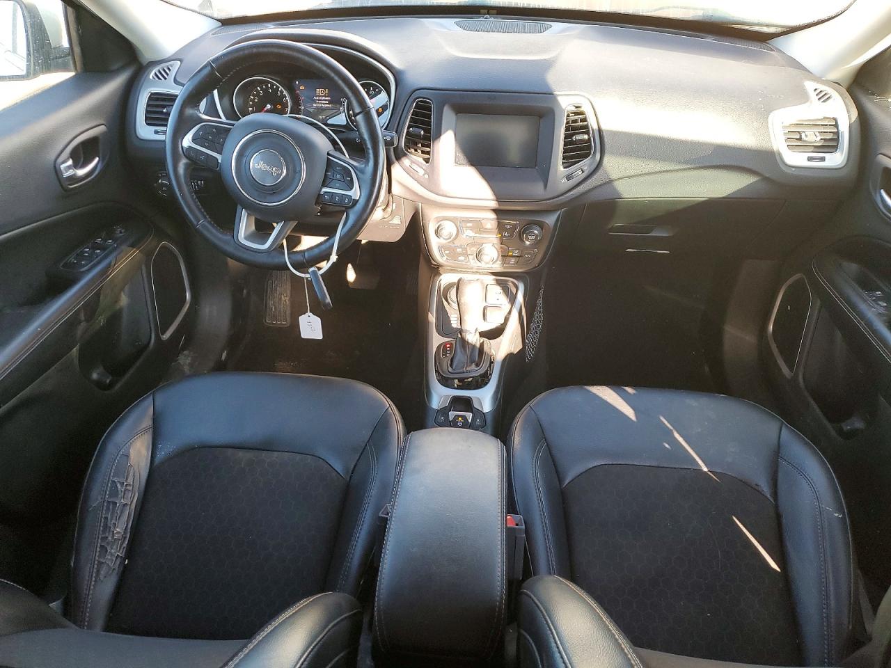 2021 JEEP COMPASS LATITUDE photo 8