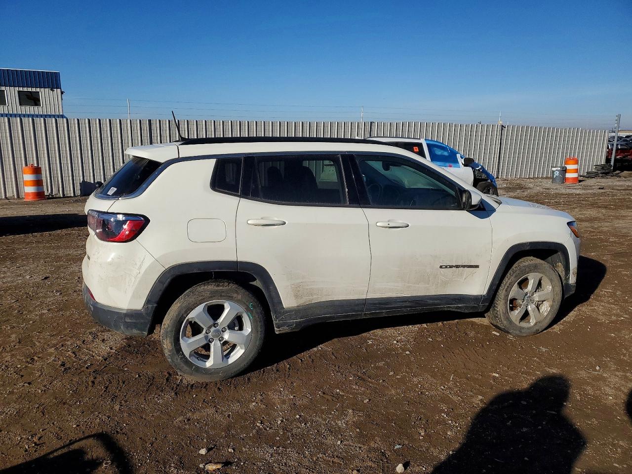 2021 JEEP COMPASS LATITUDE photo 3