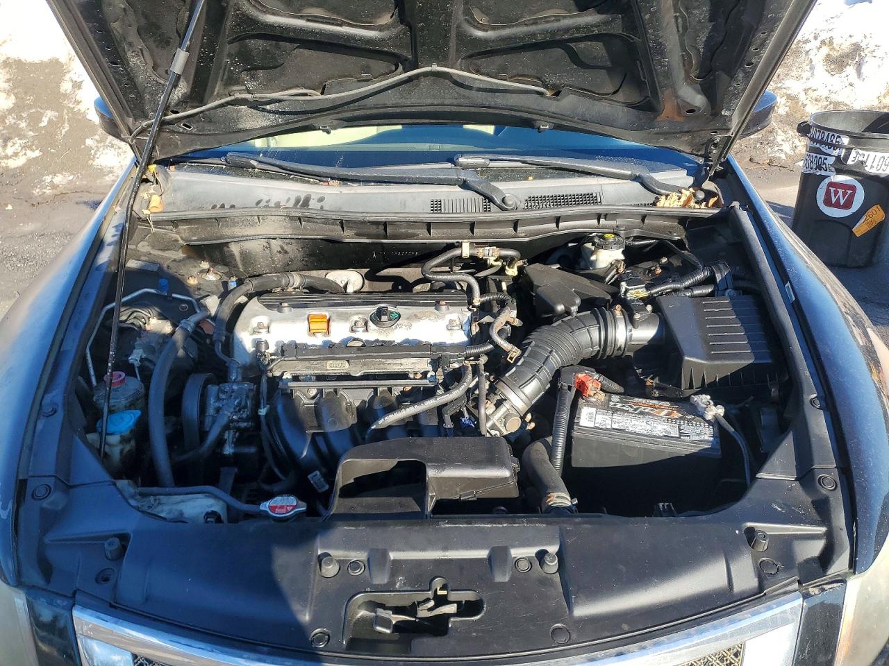 2010 HONDA ACCORD LX photo 11