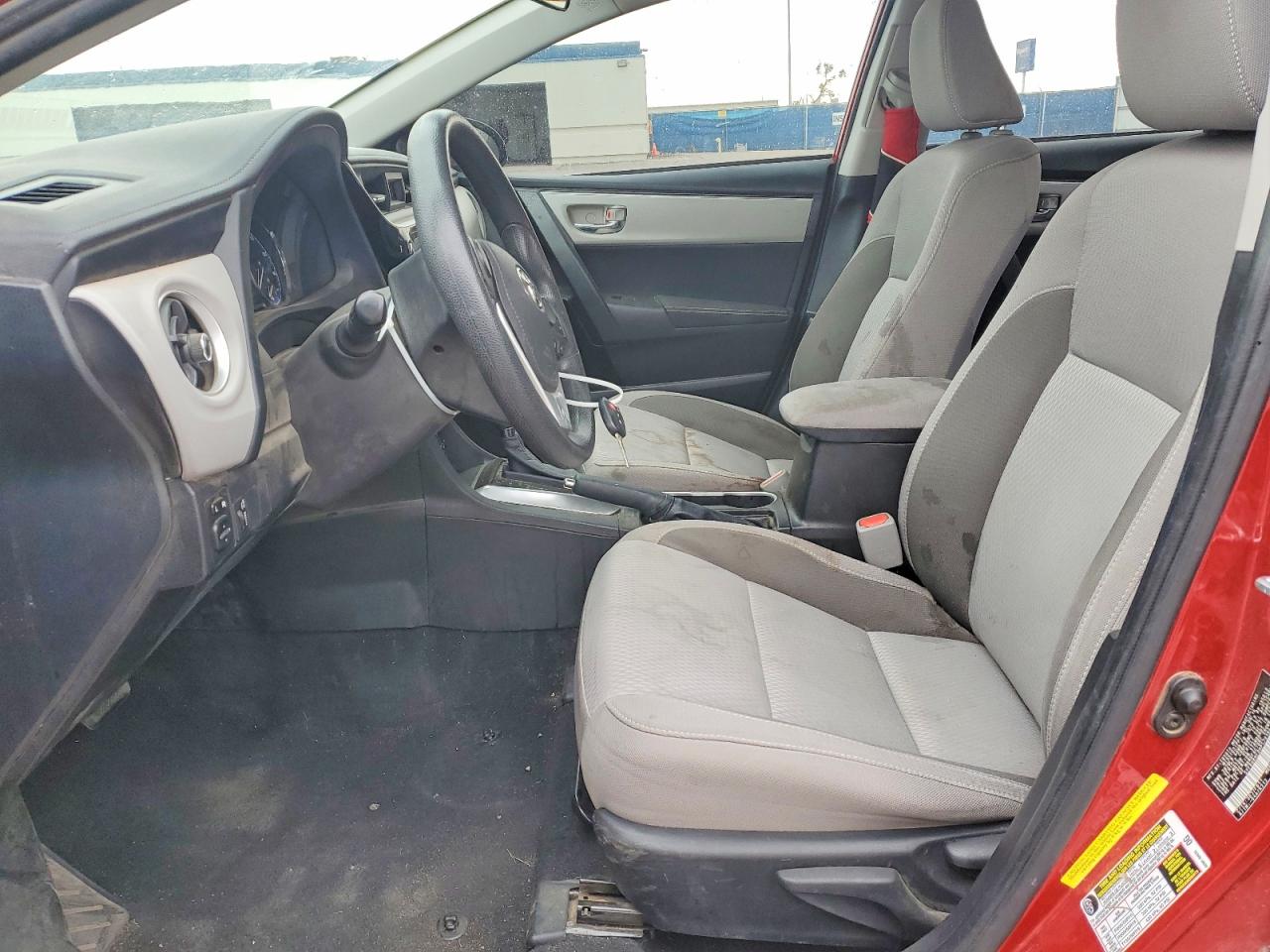 2017 TOYOTA COROLLA L photo 7