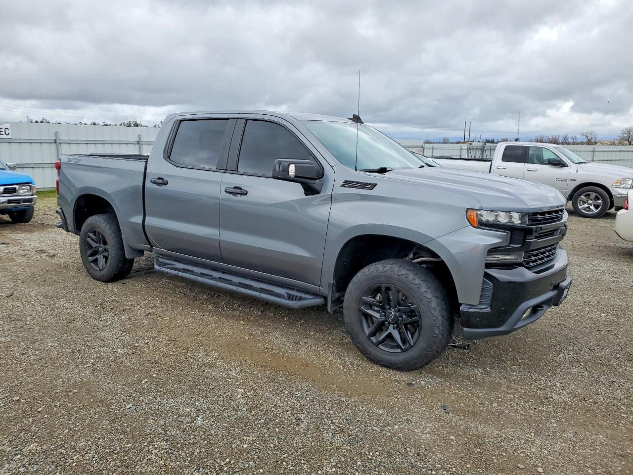 2019 CHEVROLET SILVERADO K1500 LT TRAIL BOSS photo 4