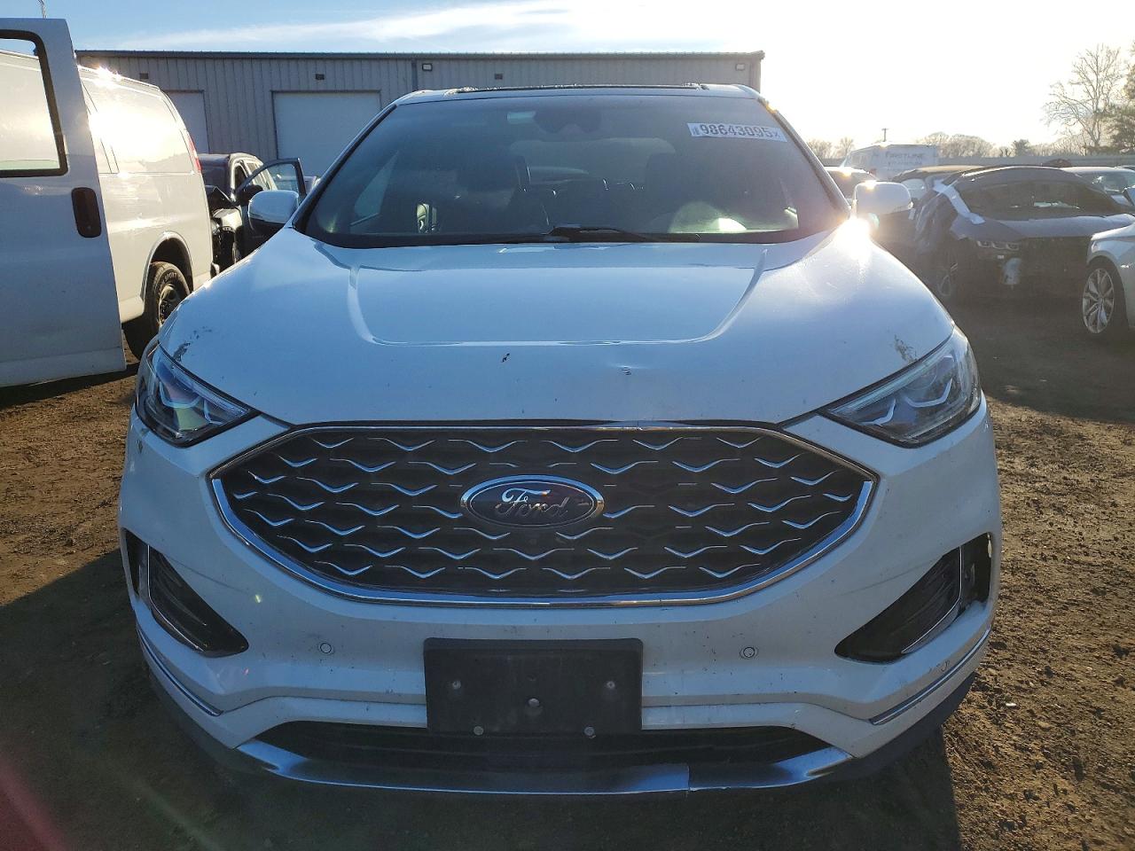 2020 FORD EDGE TITANIUM photo 5