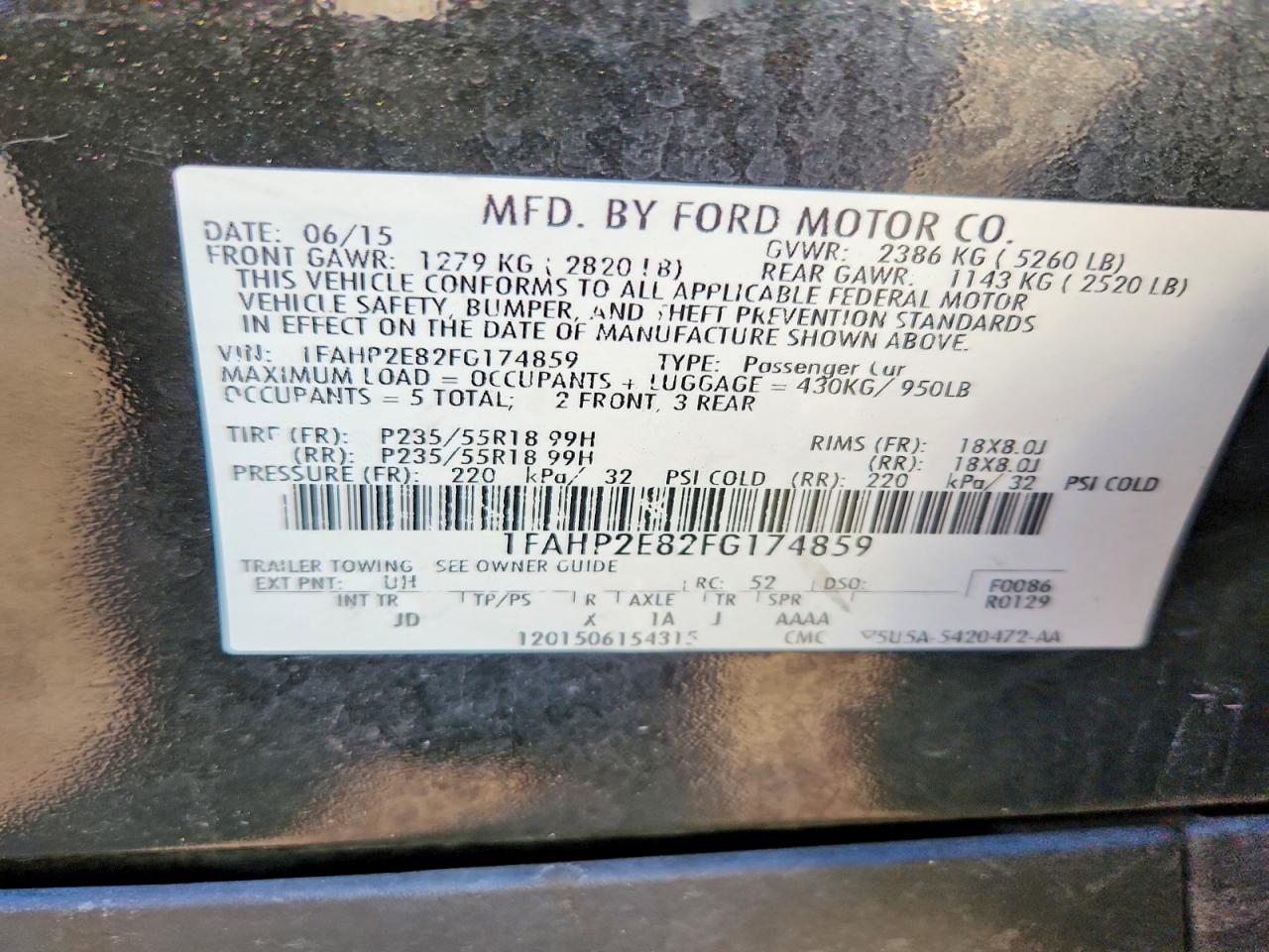 2015 FORD TAURUS SEL photo 12
