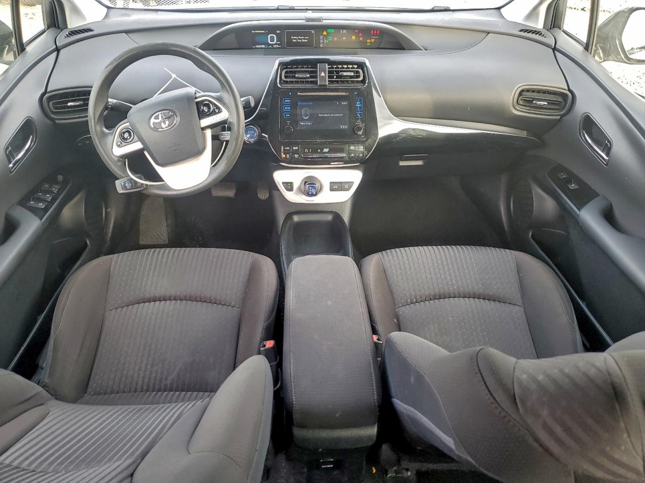 2018 TOYOTA PRIUS photo 8