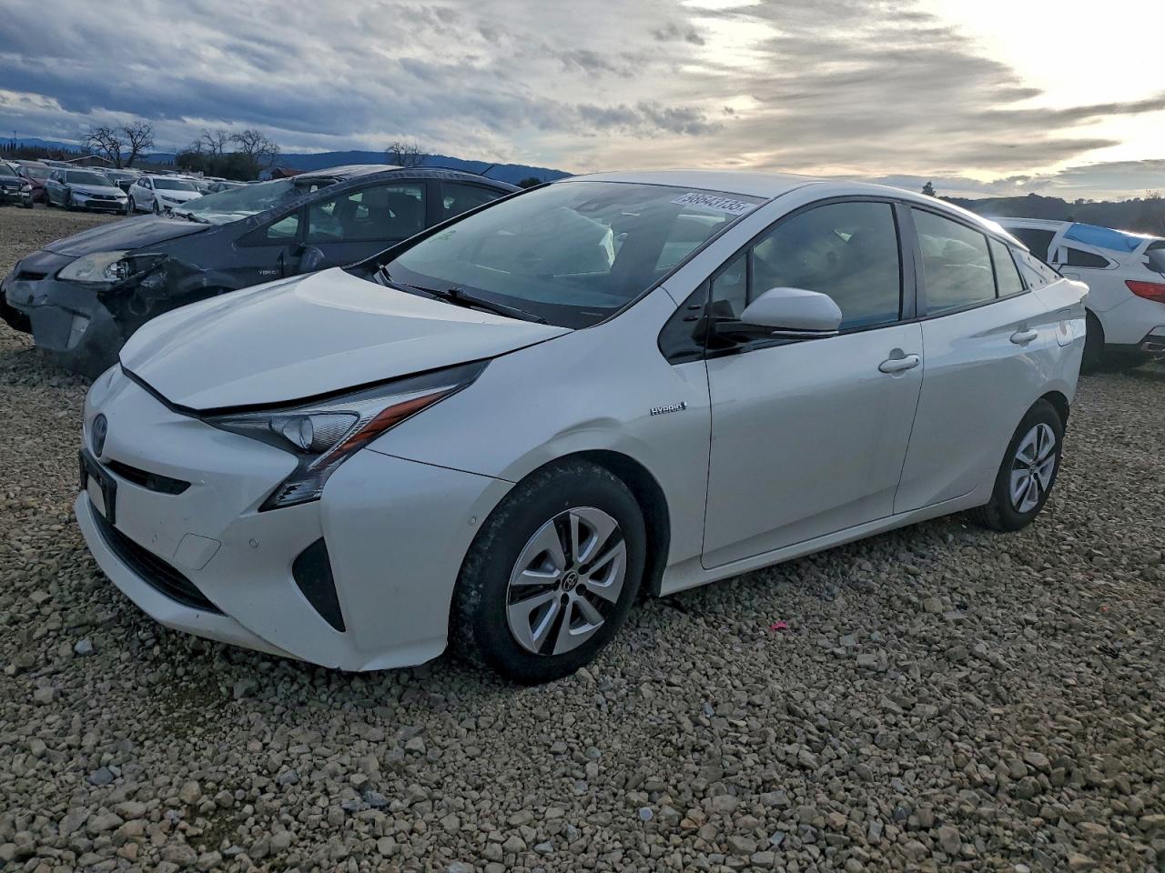2018 TOYOTA PRIUS