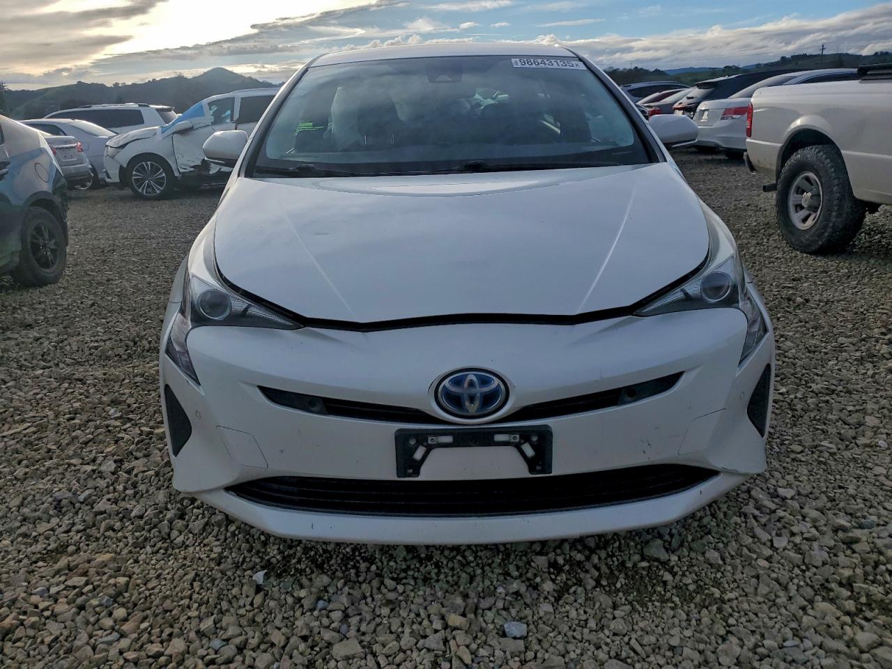 2018 TOYOTA PRIUS photo 5
