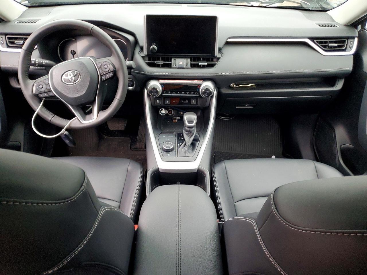 2024 TOYOTA RAV4 XLE PREMIUM photo 8