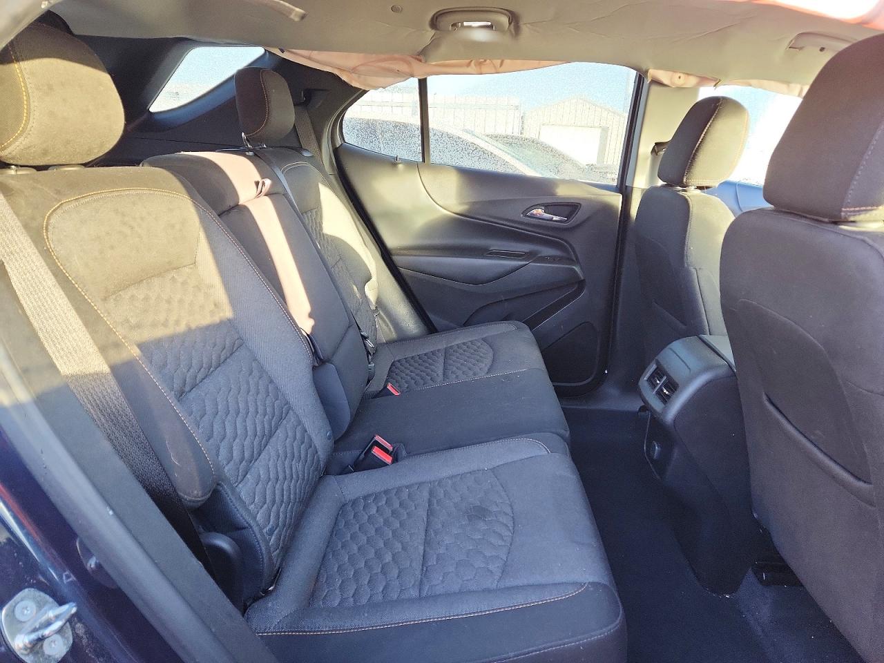 2018 CHEVROLET EQUINOX LT photo 11