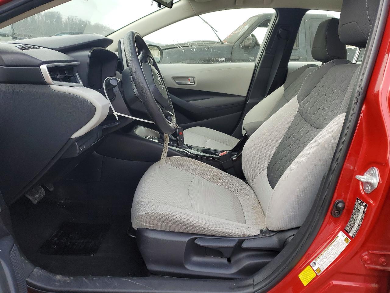 2021 TOYOTA COROLLA LE photo 7