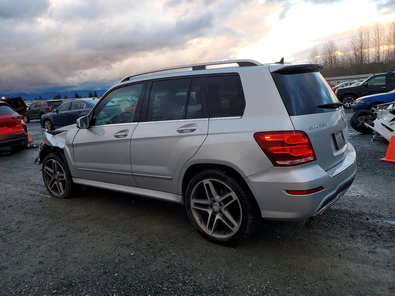 2014 MERCEDES-BENZ GLK 350 4MATIC photo 2